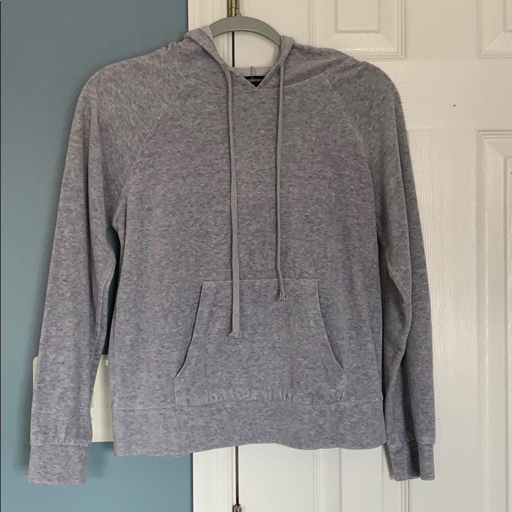 Grey Sweatshirt